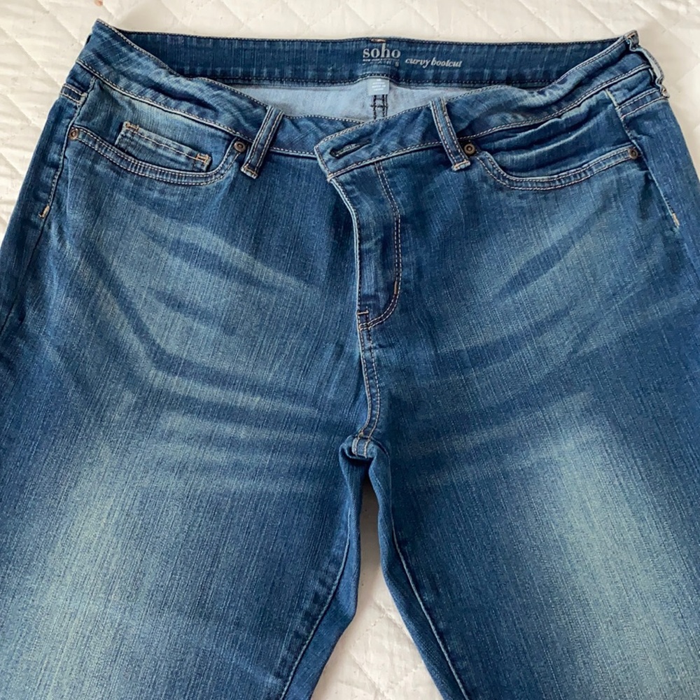 Women's jeans